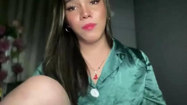 Image 7 of queenn_xxx Stream on Chaturbate on 15 months ago