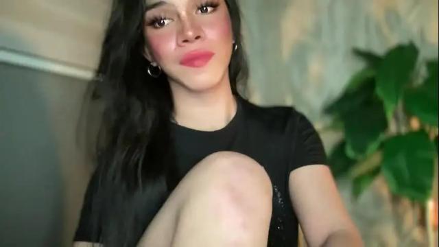 Image 4 of queenn_xxx Stream on Chaturbate on 3 months ago