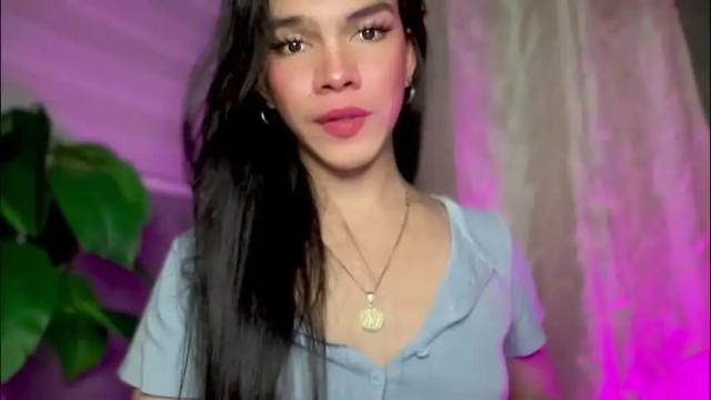 Image 8 of queenn_xxx Stream on Chaturbate on 2 months ago