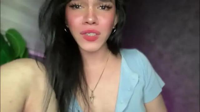 Image 11 of queenn_xxx Stream on Chaturbate on 2 months ago