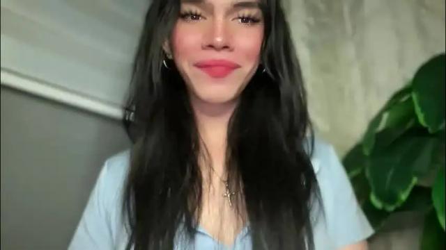 Image 2 of queenn_xxx Stream on Chaturbate on 2 months ago