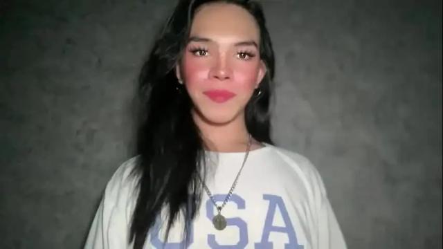 Image 2 of queenn_xxx Stream on Chaturbate on 2 months ago