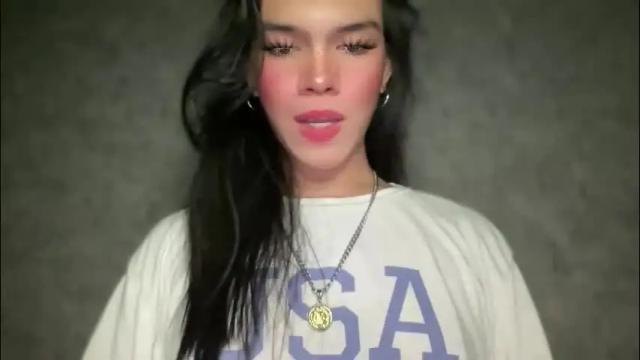 Image 7 of queenn_xxx Stream on Chaturbate on 2 months ago