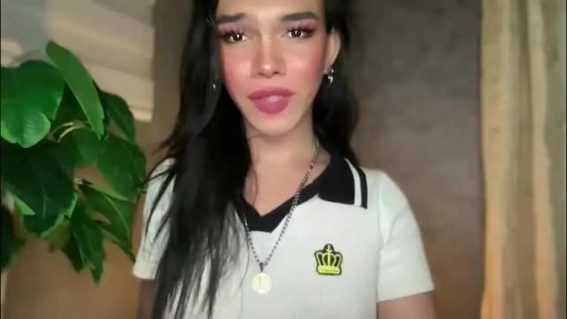 Image 3 of queenn_xxx Stream on Chaturbate on 2 months ago