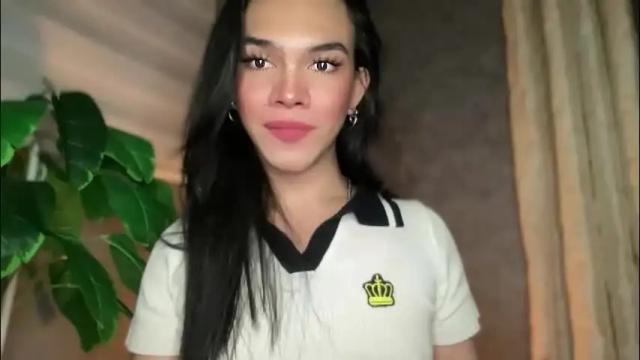 Image 6 of queenn_xxx Stream on Chaturbate on 2 months ago