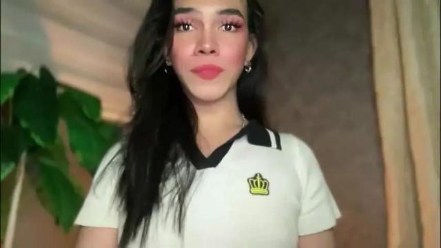 Image 10 of queenn_xxx Stream on Chaturbate on 2 months ago