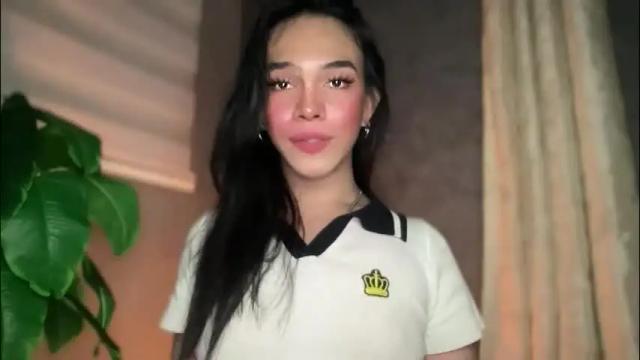 Image 12 of queenn_xxx Stream on Chaturbate on 2 months ago