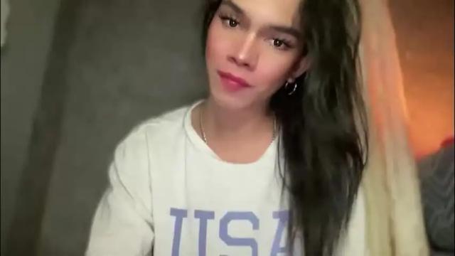 Image 12 of queenn_xxx Stream on Chaturbate on 1 month ago