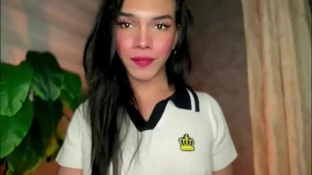 Image 2 of queenn_xxx Stream on Chaturbate on 1 month ago
