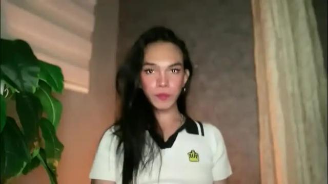 Image 4 of queenn_xxx Stream on Chaturbate on 1 month ago