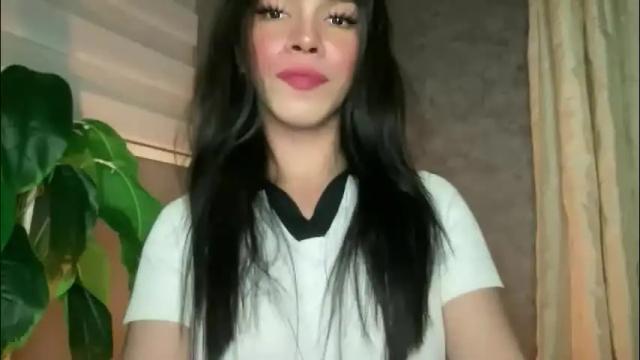 Image 11 of queenn_xxx Stream on Chaturbate on 1 month ago