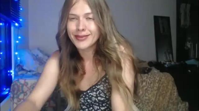 Image 3 of queennicky88 Stream on Chaturbate on 3 months ago
