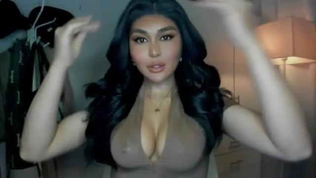 Image 2 of queenofamerica Stream on Chaturbate on 15 months ago