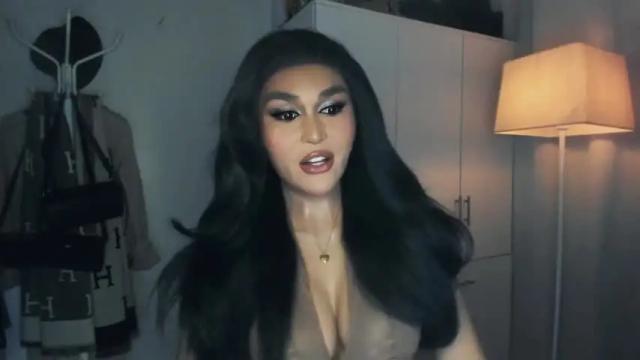 Image 2 of queenofamerica Stream on Chaturbate on 13 months ago