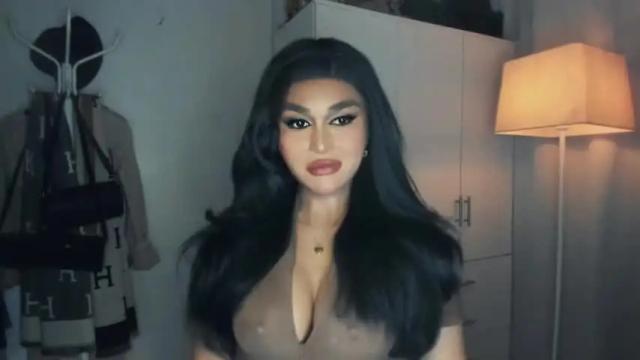Image 6 of queenofamerica Stream on Chaturbate on 13 months ago