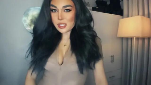 Image 8 of queenofamerica Stream on Chaturbate on 12 months ago