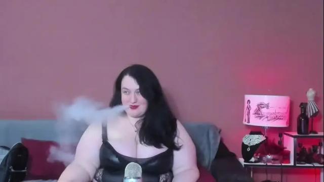 Image 6 of queenofhaze Stream on Chaturbate on 1 month ago