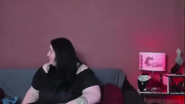 Image 11 of queenofhaze Stream on Chaturbate on 29 days ago