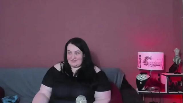 Image 8 of queenofhaze Stream on Chaturbate on 29 days ago