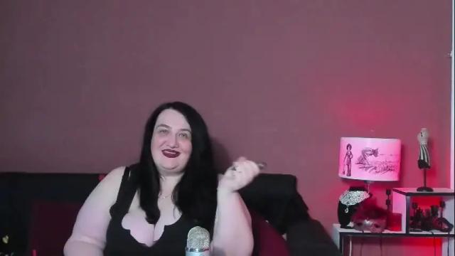 Image 6 of queenofhaze Stream on Chaturbate on 11 days ago