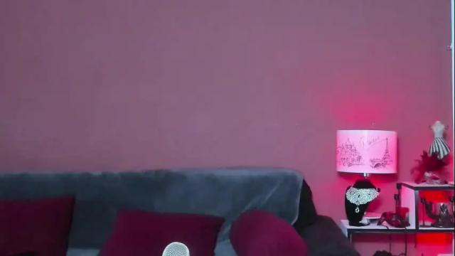 Image 2 of queenofhaze Stream on Chaturbate on 1 month ago