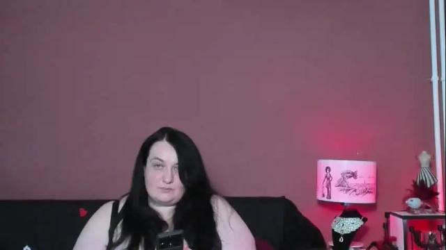 Image 4 of queenofhaze Stream on Chaturbate on 24 days ago