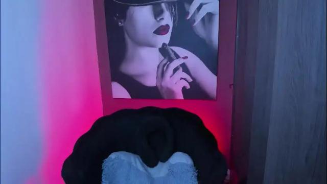 Image 8 of queenofhaze Stream on Chaturbate on 1 month ago