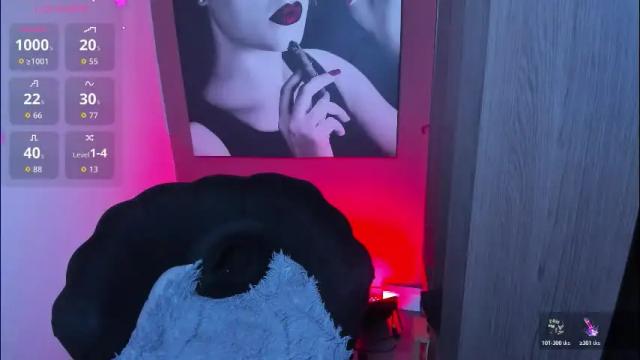 Image 7 of queenofhaze Stream on Chaturbate on 17 days ago