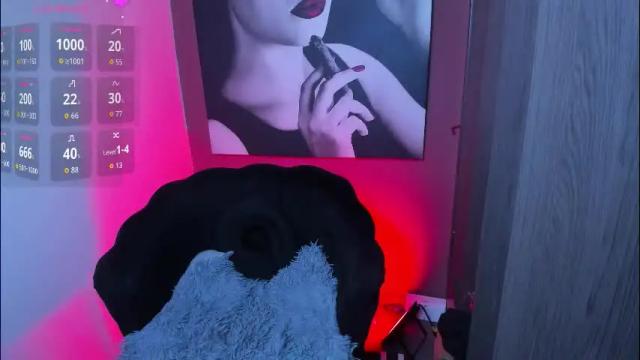 Image 11 of queenofhaze Stream on Chaturbate on 16 days ago