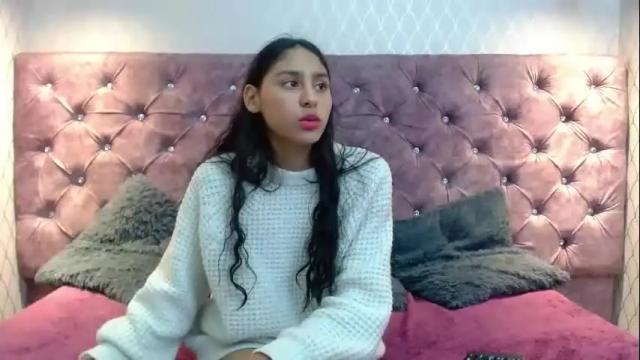 Image 7 of queenpaau Stream on Chaturbate on 1 month ago
