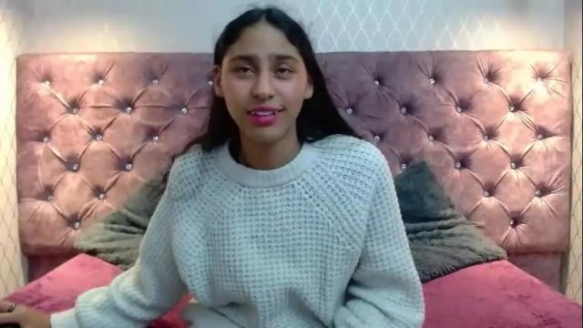 Image 11 of queenpaau Stream on Chaturbate on 1 month ago