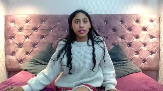 Image 8 of queenpaau Stream on Chaturbate on 1 month ago