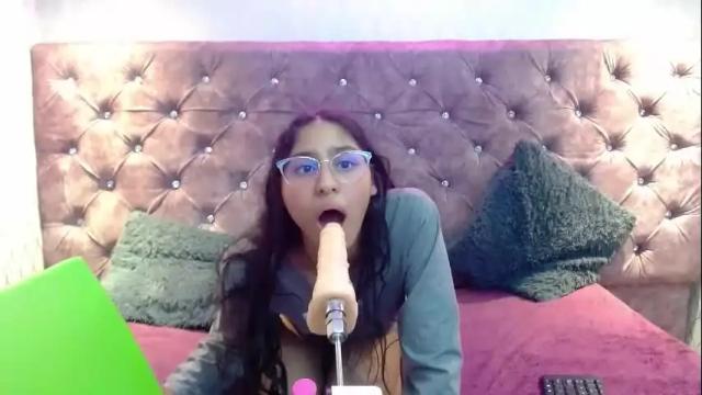 Image 11 of queenpaau Stream on Chaturbate on 1 month ago