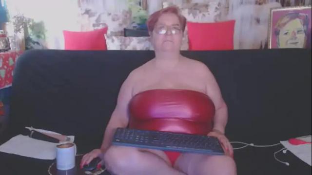 Image 3 of queenpammy Stream on Chaturbate on 25 days ago