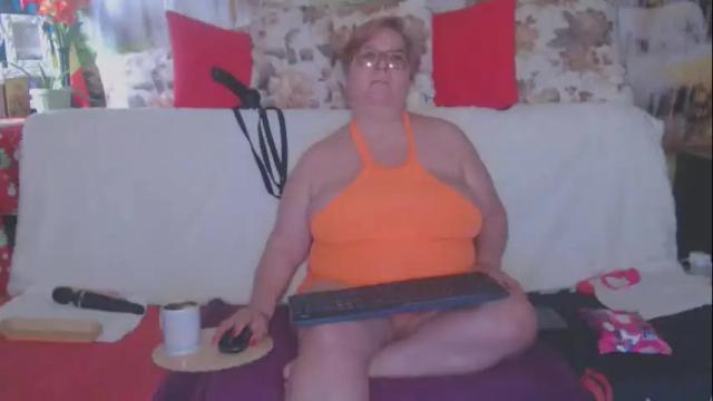 Image 8 of queenpammy Stream on Chaturbate on 6 days ago