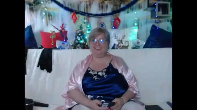 Image 3 of queenpammy Stream on Chaturbate on 1 month ago