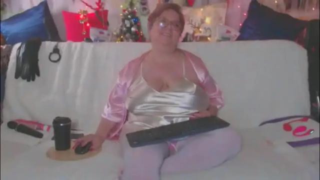 Image 12 of queenpammy Stream on Chaturbate on 1 month ago