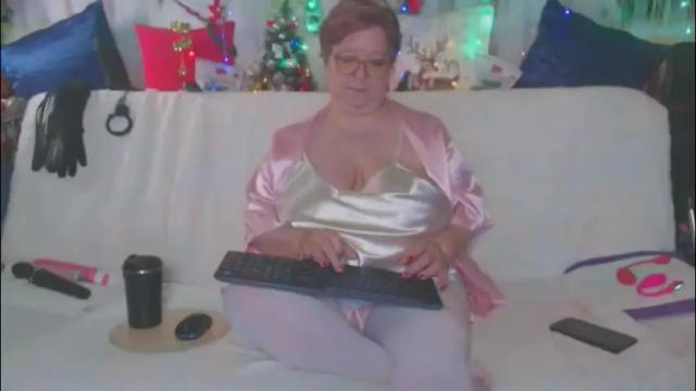 Image 7 of queenpammy Stream on Chaturbate on 1 month ago