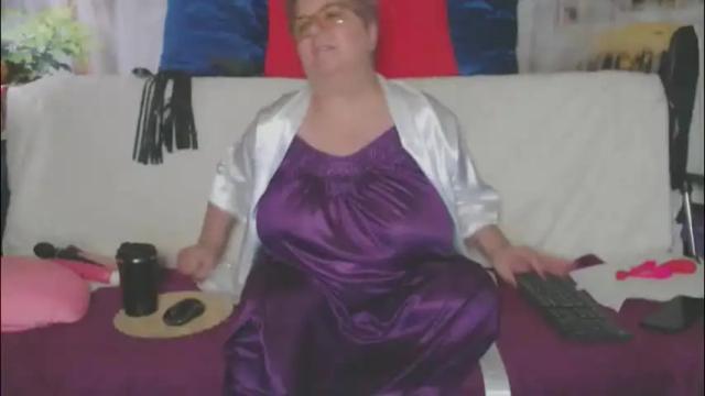 Image 3 of queenpammy Stream on Chaturbate on 7 days ago