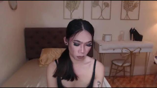 Image 10 of queenpaulaxx Stream on Chaturbate on 17 months ago
