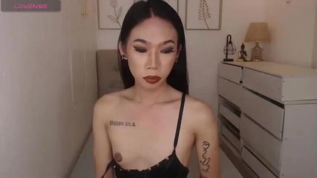 Image 11 of queenpaulaxx Stream on Chaturbate on 16 months ago