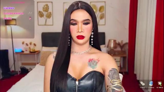 Image 3 of queenpinayhorsecock Stream on Chaturbate on 1 month ago