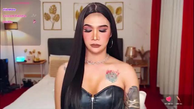 Image 6 of queenpinayhorsecock Stream on Chaturbate on 1 month ago