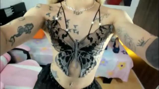 Image 3 of queenramoona_hot Stream on Chaturbate on 1 month ago