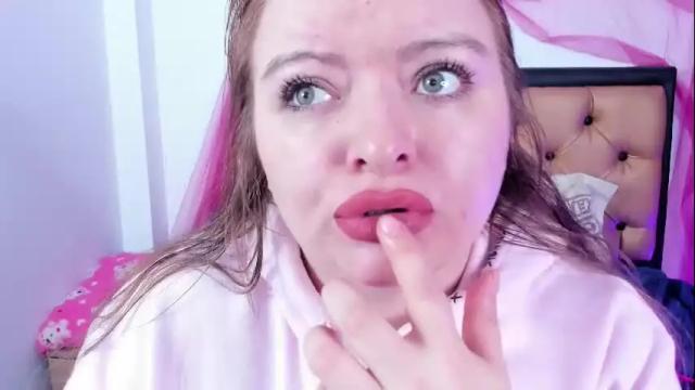 Image 3 of queensami7 Stream on Chaturbate on 14 days ago