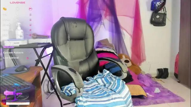 Thumbnail 2, queensami7's Stream at Chaturbate, 7 hours ago