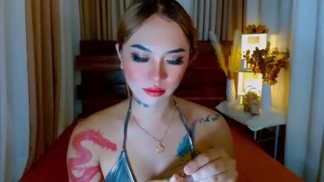 Image 4 of queensassy_allena Stream on Chaturbate on 15 months ago