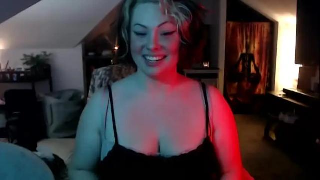 Image 2 of queensessy Stream on Chaturbate on 15 months ago