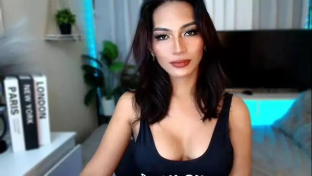 Image 2 of queenslavehunterxxx Stream on Chaturbate on 1 month ago
