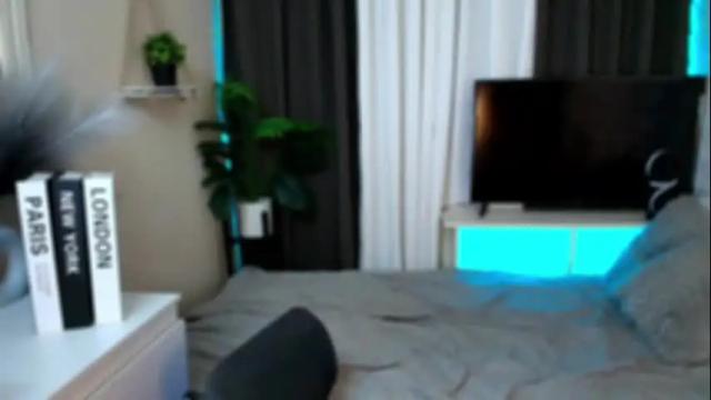 Image 6 of queenslavehunterxxx Stream on Chaturbate on 1 month ago